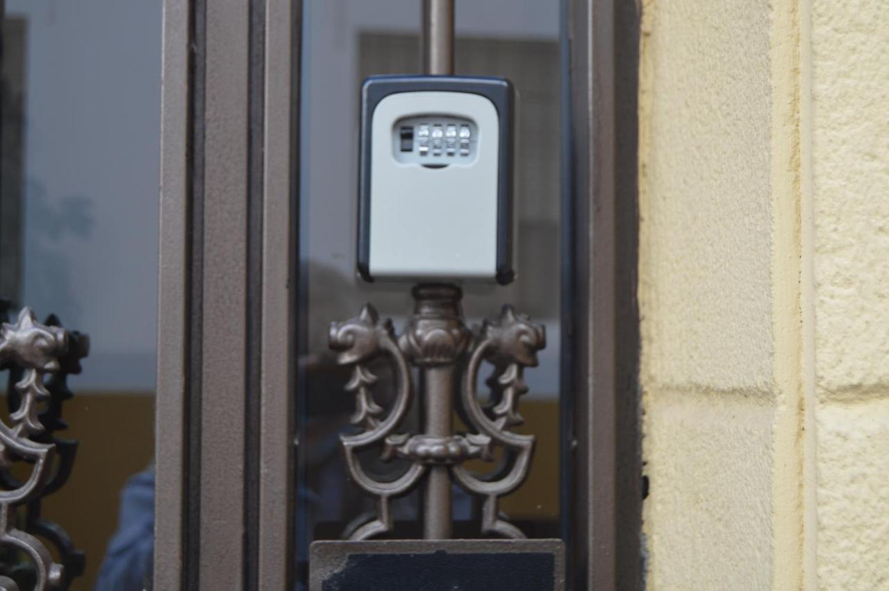 Puerta Sevilla Parking Gratis Kordoba Zewnętrze zdjęcie